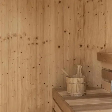 In With Sauna Dom wakacyjny *